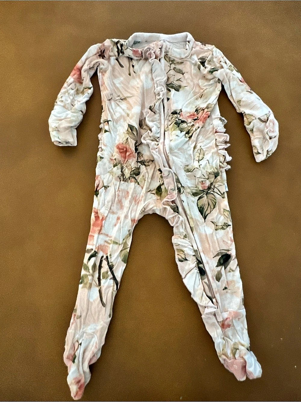 Posh Peanut Vintage Pink Rose Footie Ruffled Zippered One Piece Pink & White